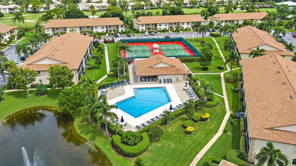 Unit for sale at 1302 Pinecrest Circle, Jupiter, FL 33458