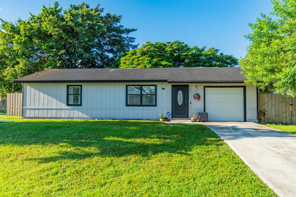 Unit for sale at 902 SW Nichols Terrace, Port St Lucie, FL 34953