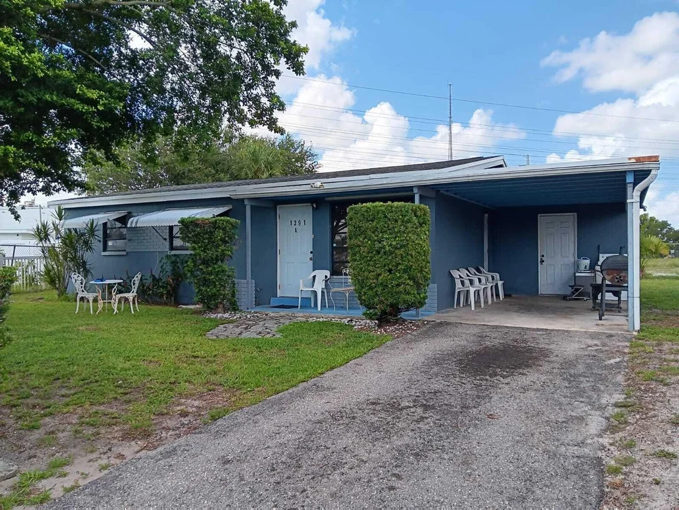 Unit for sale at 1391 W 1st Street, Riviera Beach, FL 33404