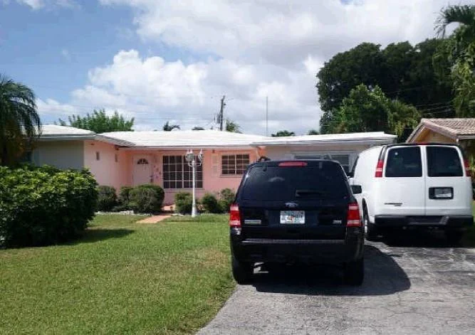 Unit for sale at 124 Almar Drive, Wilton Manors, FL 33334