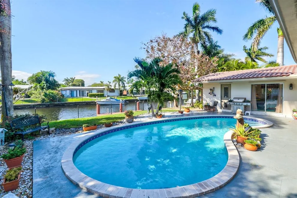 Unit for sale at 6505 NE 20th Avenue, Fort Lauderdale, FL 33308