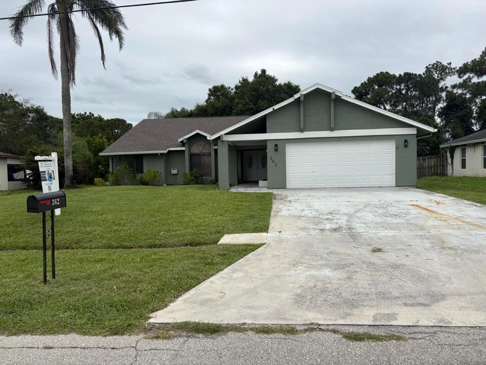 Unit for sale at 362 SE Crosspoint Drive, Port St Lucie, FL 34983