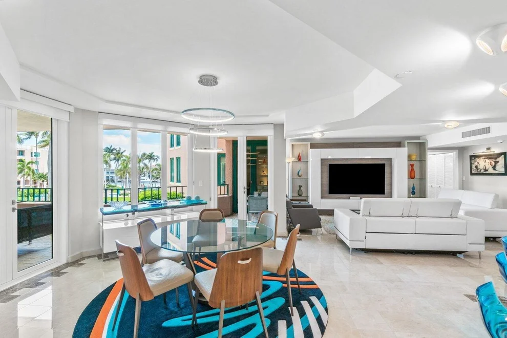 Unit for sale at 140 SE 5th Avenue, Boca Raton, FL 33432