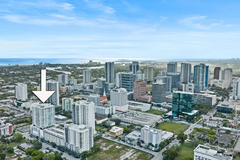 Unit for sale at 315 NE 3rd Avenue, Fort Lauderdale, FL 33301