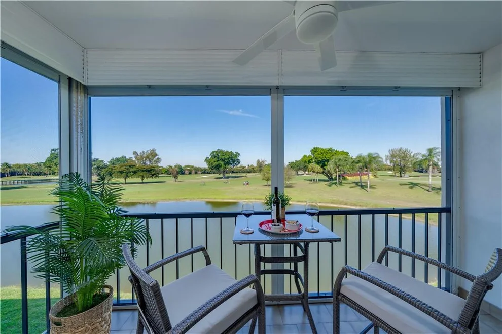 Unit for sale at 9923 S Hollybrook Lake Drive, Pembroke Pines, FL 33025