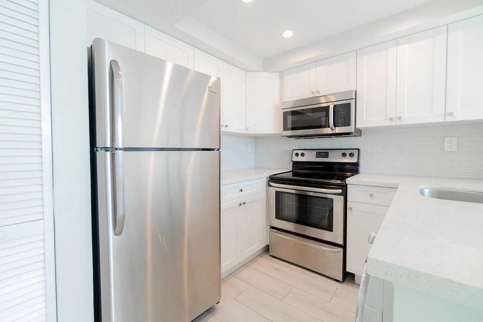 Unit for sale at 714 Executive Center Drive, West Palm Beach, FL 33401