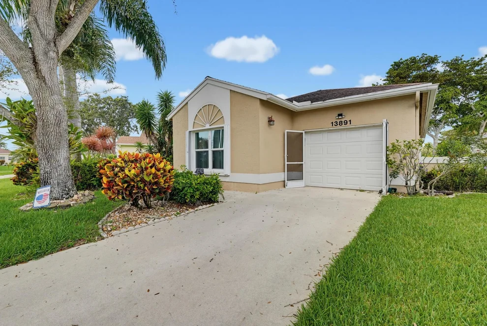 Unit for sale at 13891 Oneida Drive, Delray Beach, FL 33446