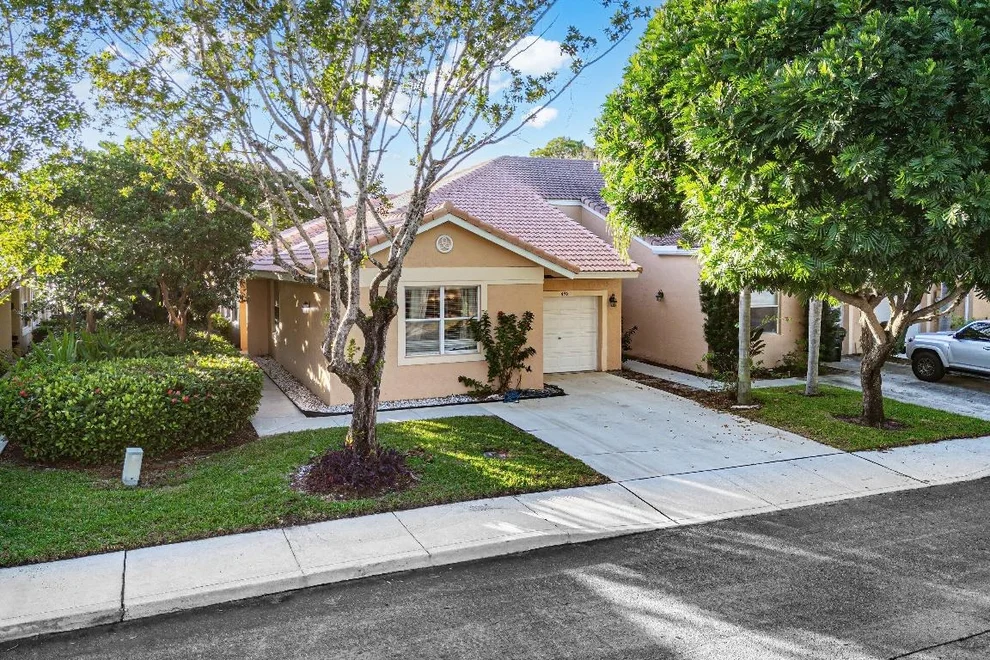 Unit for sale at 370 Coral Trace Lane, Delray Beach, FL 33445