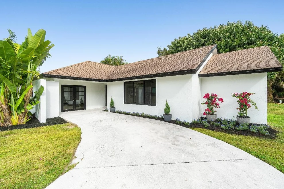 Unit for sale at 5650 Adair Way, Lake Worth, FL 33467