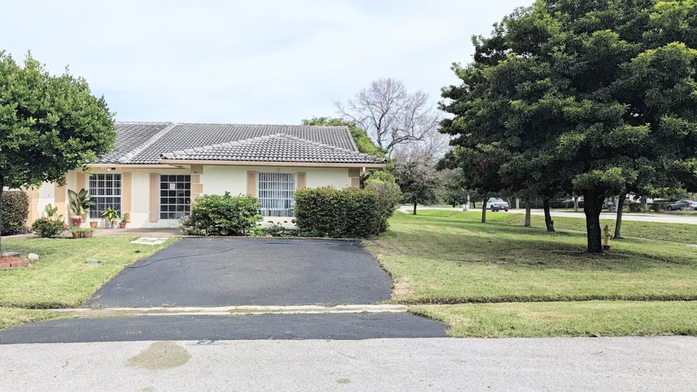 Unit for sale at 11001 NW 44TH Street, Coral Springs, FL 33065