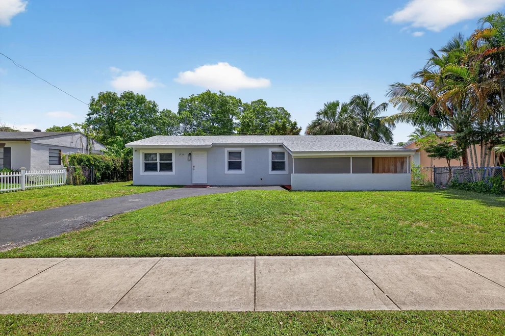 Unit for sale at 1520 SW 67th Avenue, North Lauderdale, FL 33068
