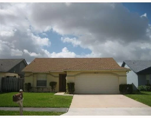 Unit for sale at 5044 Arbor Glen Circle, Lake Worth, FL 33463