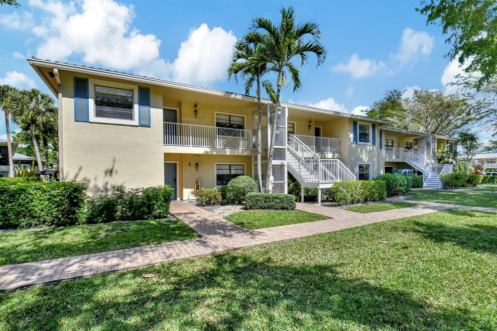 Unit for sale at 30 Westgate Lane, Boynton Beach, FL 33436