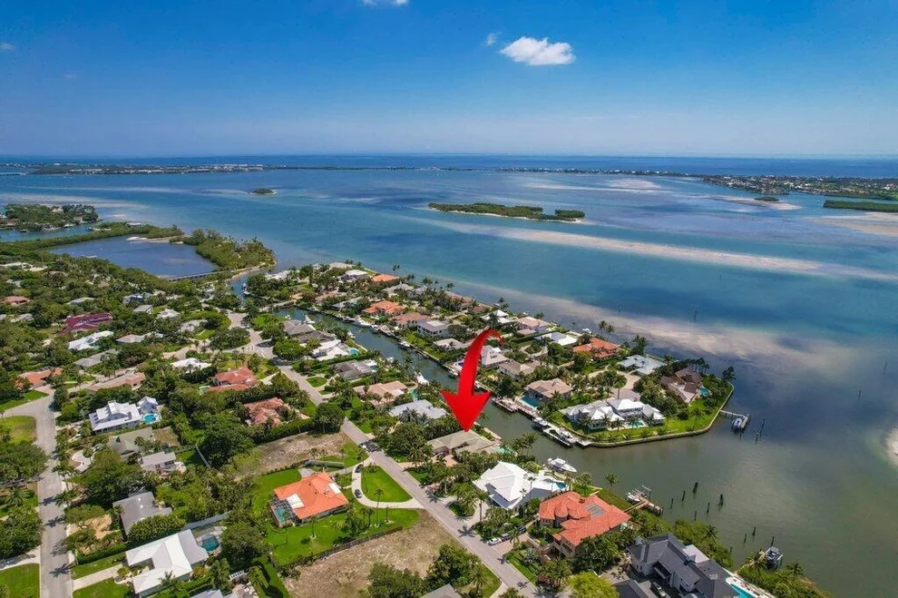 Unit for sale at 16 E High Point Road, Sewalls Point, FL 34996