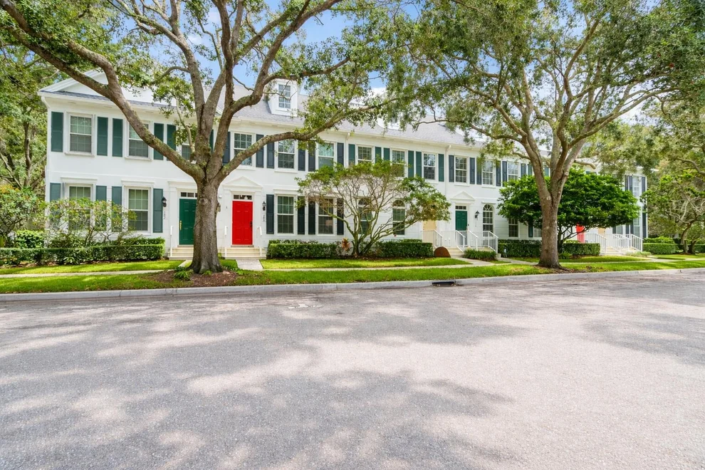 Unit for sale at 176 Freeport Drive, Jupiter, FL 33458