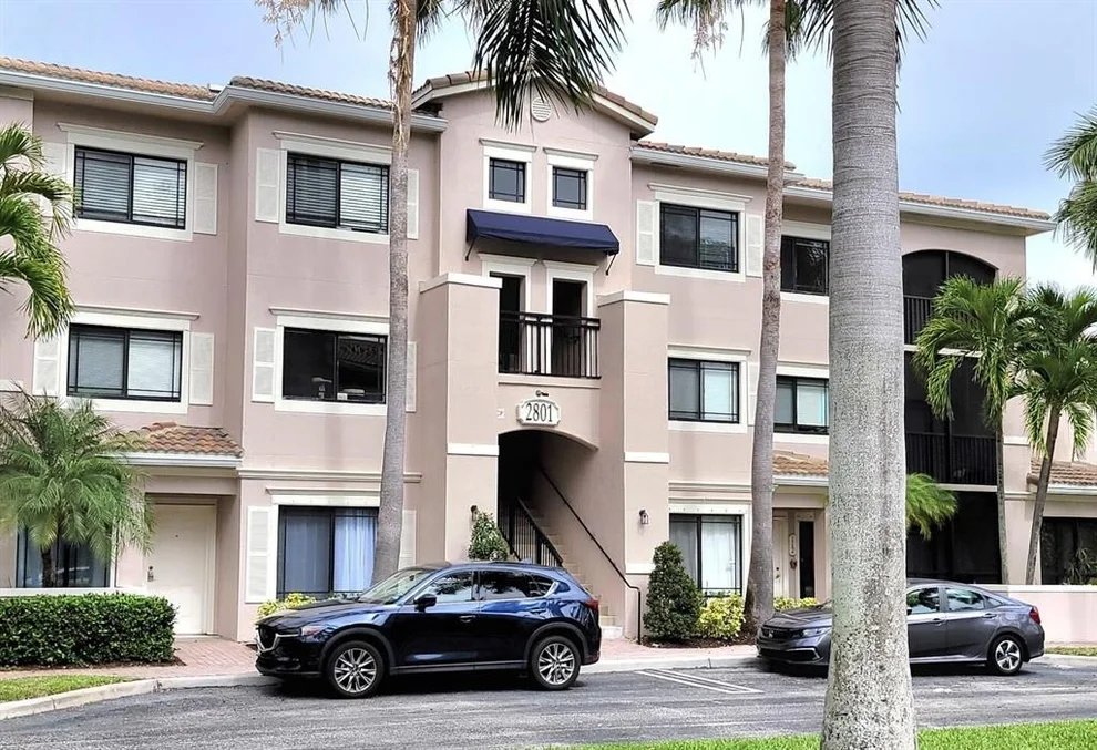 Unit for sale at 2801 Sarento Place, Palm Beach Gardens, FL 33410