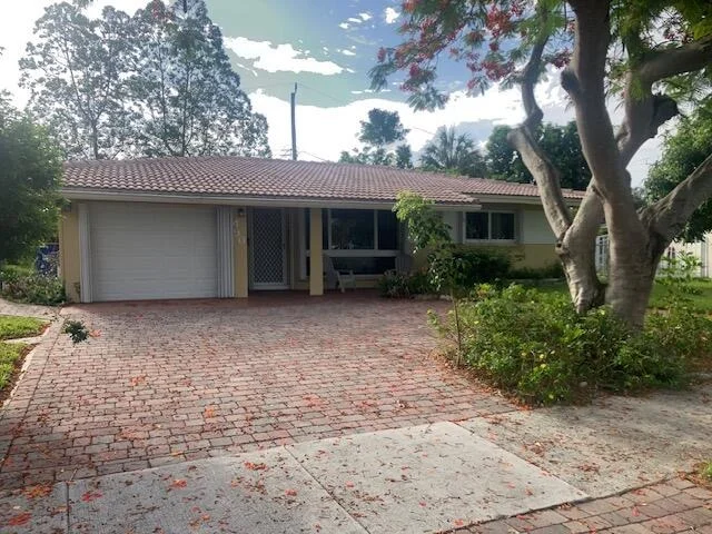 Unit for sale at 490 SE 3rd Avenue, Pompano Beach, FL 33060