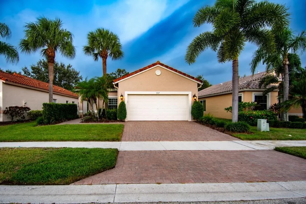 Unit for sale at 607 NW Whitfield Way, Port St Lucie, FL 34986