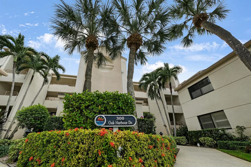 Unit for sale at 335 Oak Harbour Drive, Juno Beach, FL 33408