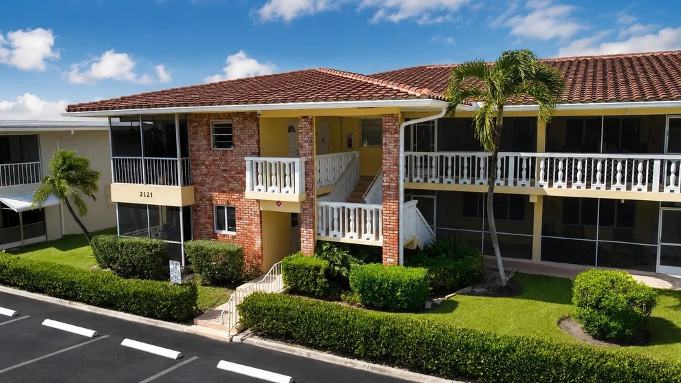 Unit for sale at 2121 NE 68TH Street, Fort Lauderdale, FL 33308