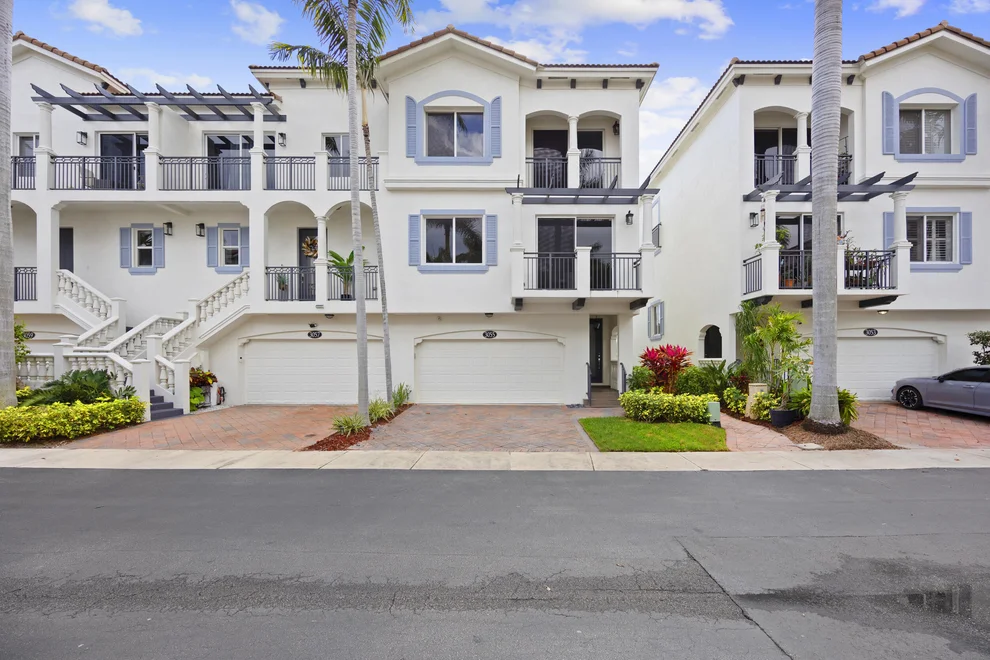 Unit for sale at 3055 Waterside Circle, Boynton Beach, FL 33435