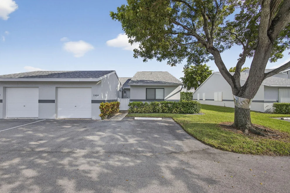 Unit for sale at 2641 Gately Drive W, West Palm Beach, FL 33415
