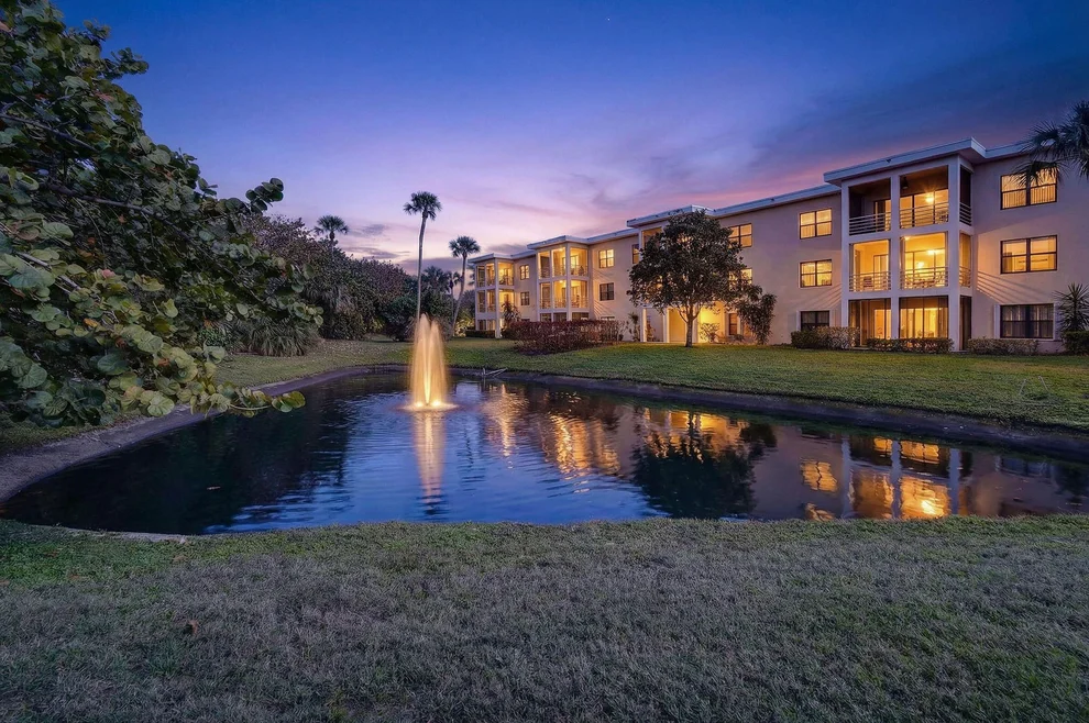Unit for sale at 300 N Highway A1a, Jupiter, FL 33477
