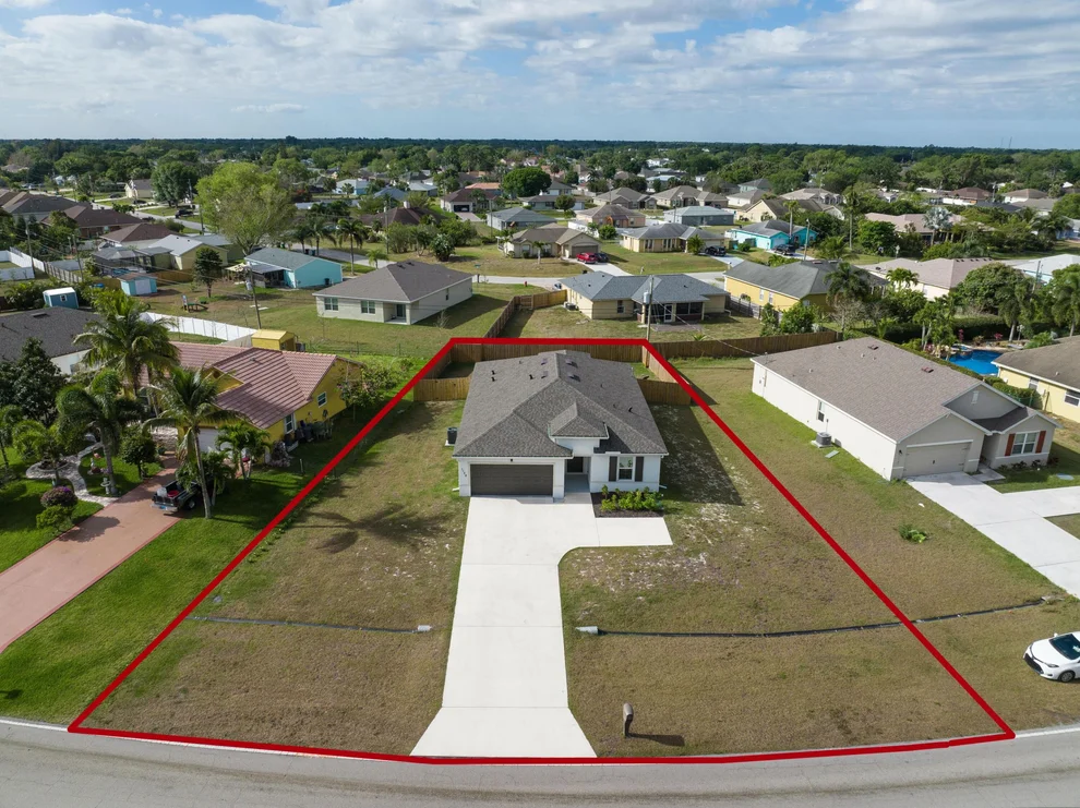 Unit for sale at 1158 SW Del Rio Boulevard, Port St Lucie, FL 34953