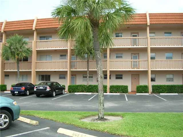 Unit for sale at 6770 Royal Palm Bl, Margate, FL 33063