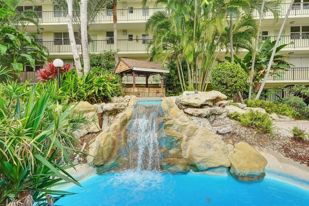 Unit for sale at 5300 NE 24th Terrace, Fort Lauderdale, FL 33308