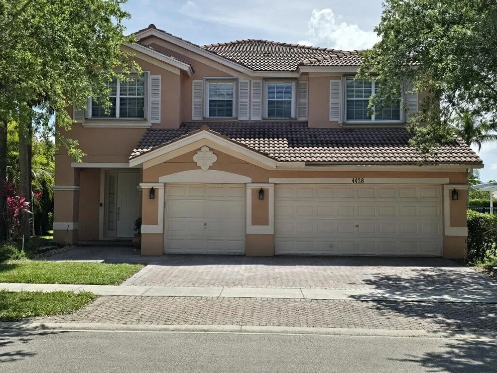 Unit for sale at 4436 Laurel Place, Weston, FL 33332