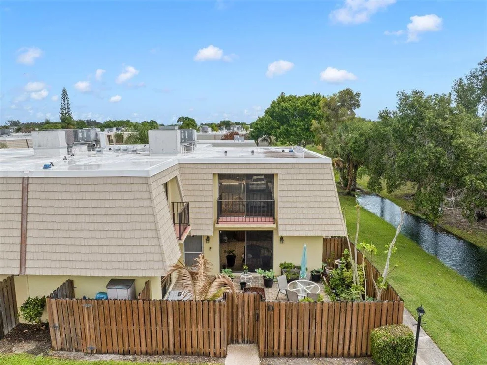 Unit for sale at 1170 6th Avenue, Vero Beach, FL 32960