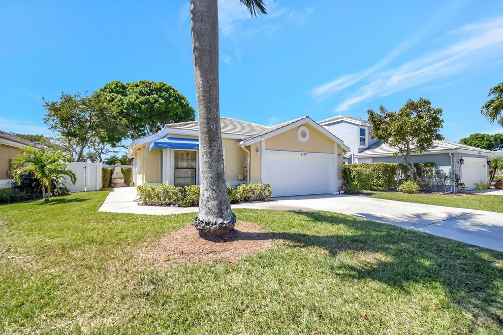 Unit for sale at 6177 Beaconwood Road, Lake Worth, FL 33467