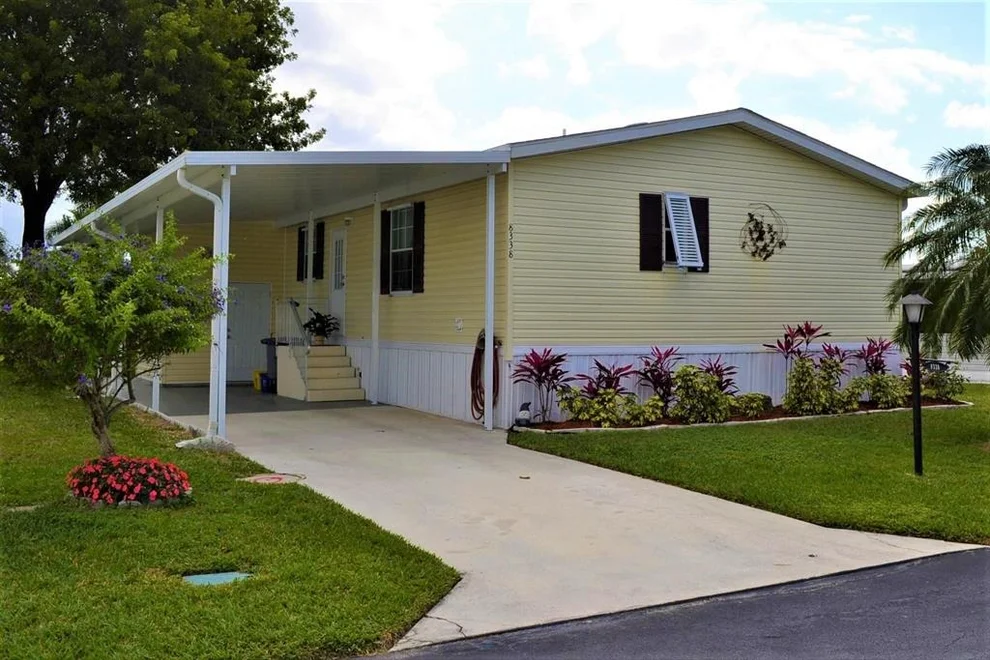 Unit for sale at 8338 E Club Road, Boca Raton, FL 33433