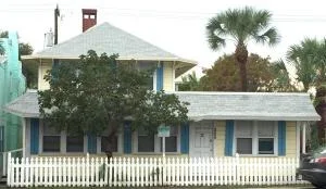 Unit for sale at 225 N H Street, Lake Worth Beach, FL 33460