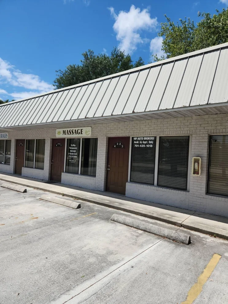 Unit for sale at 4301 Us Highway 1, Vero Beach, FL 32967