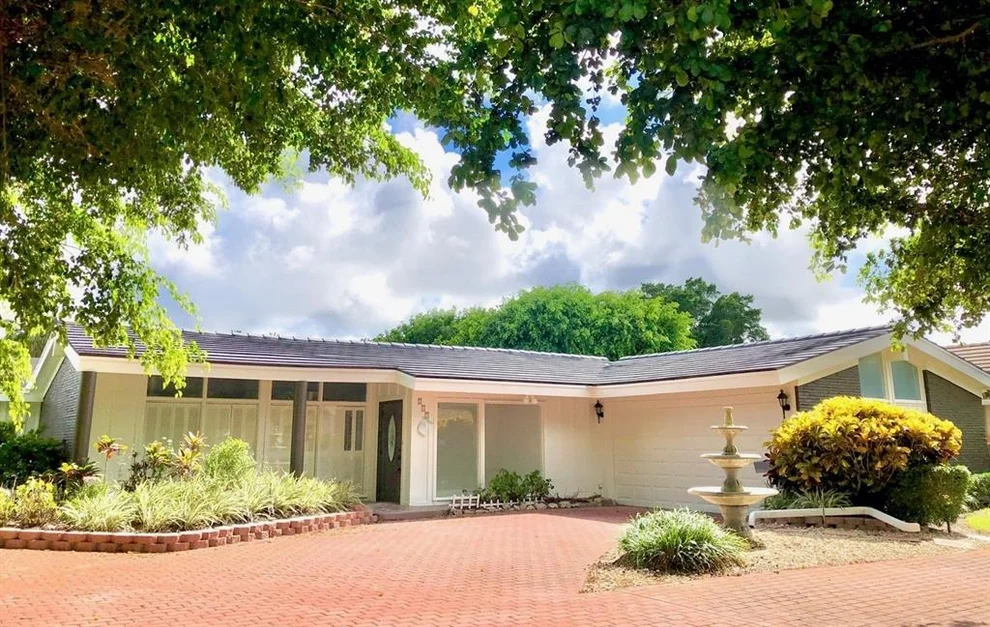 Unit for sale at 217 N Country Club Drive, Atlantis, FL 33462