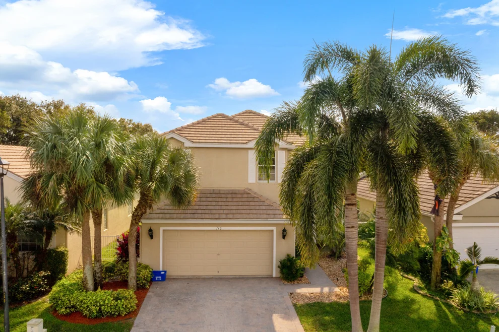 Unit for sale at 140 Canterbury Place, Royal Palm Beach, FL 33414