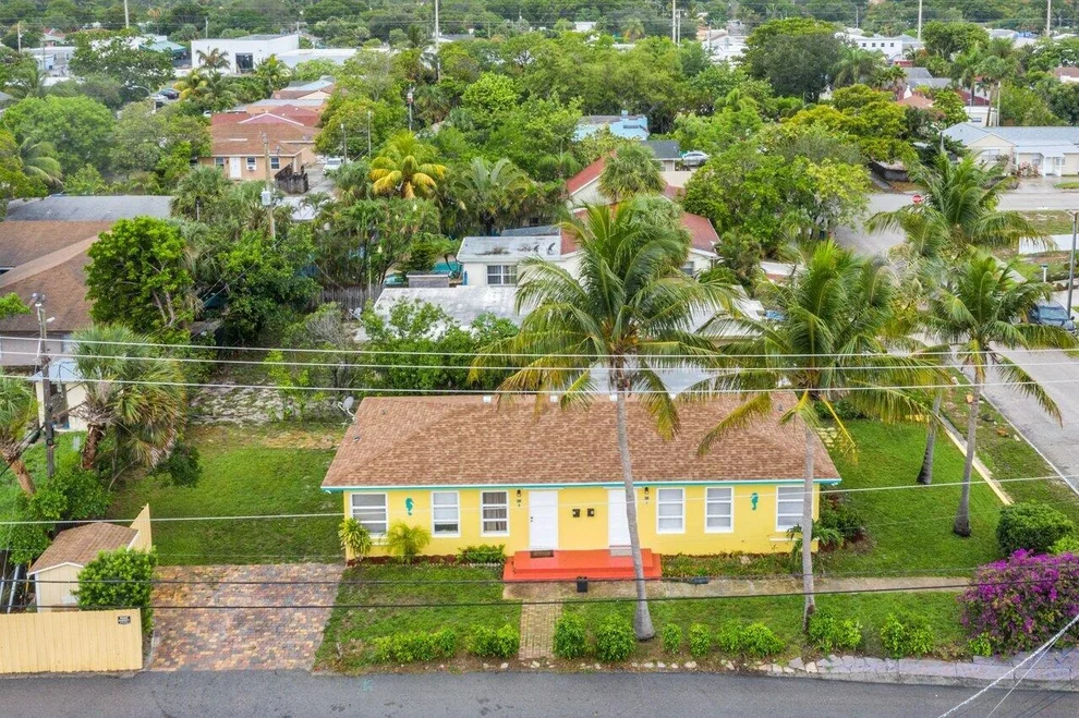 Unit for sale at 412 Nathan Hale Road, West Palm Beach, FL 33405