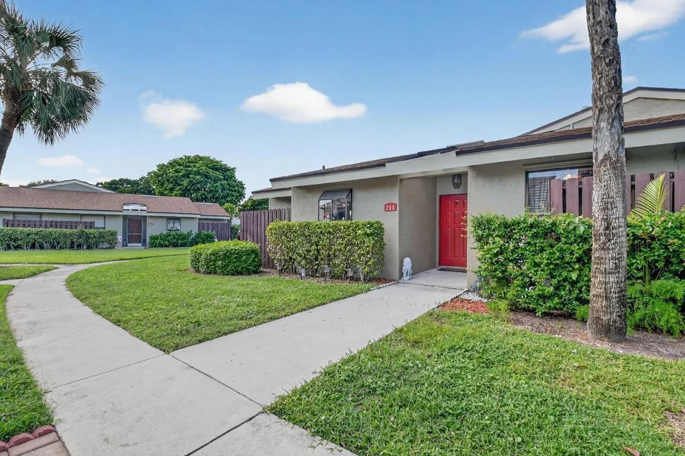 Unit for sale at 211 Meadows Drive, Boynton Beach, FL 33436