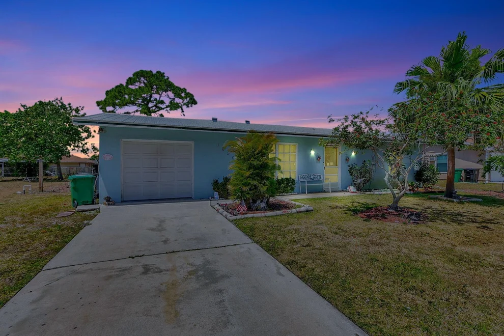 Unit for sale at 1050 SE Proctor Lane, Port St Lucie, FL 34983