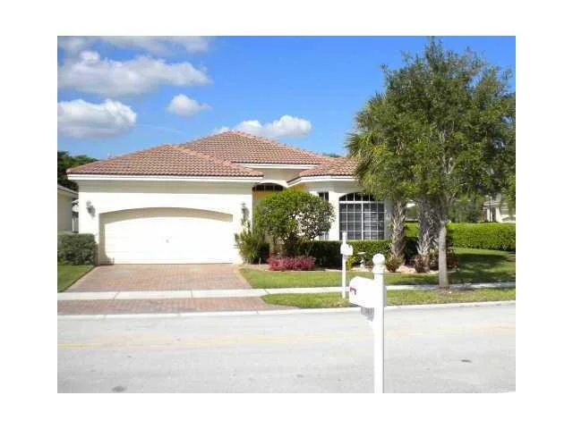 Unit for sale at 19405 SW 67th Street, Pembroke Pines, FL 33332