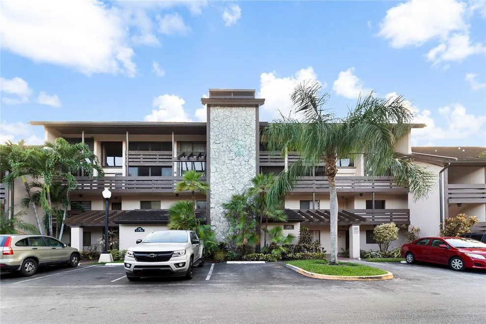 Unit for sale at 141 SW 96th Terrace, Plantation, FL 33324