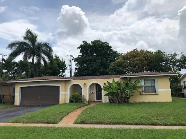 Unit for sale at 2290 NW 32nd Terrace, Lauderdale Lakes, FL 33311