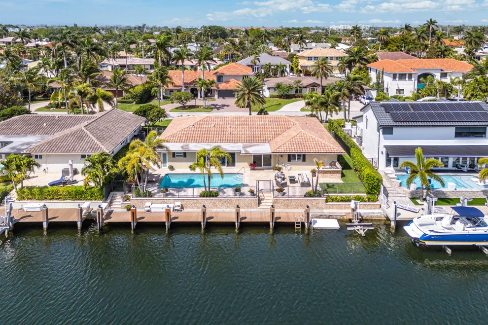 Unit for sale at 4230 NE 24th Avenue, Lighthouse Point, FL 33064