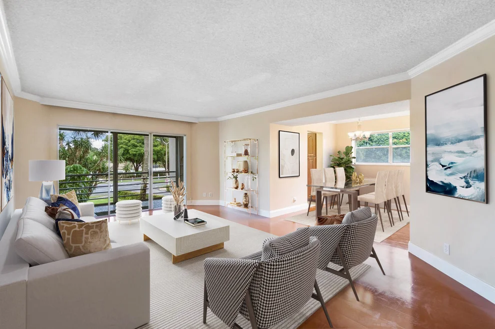 Unit for sale at 3590 Via Poinciana, Lake Worth, FL 33467