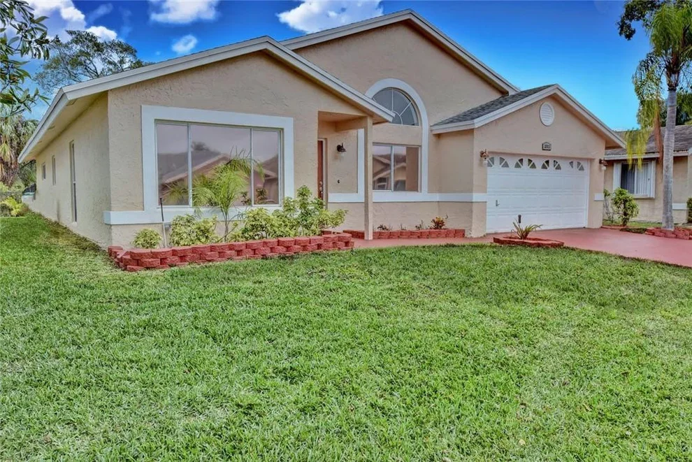 Unit for sale at 3883 NW 59th Street, Coconut Creek, FL 33073