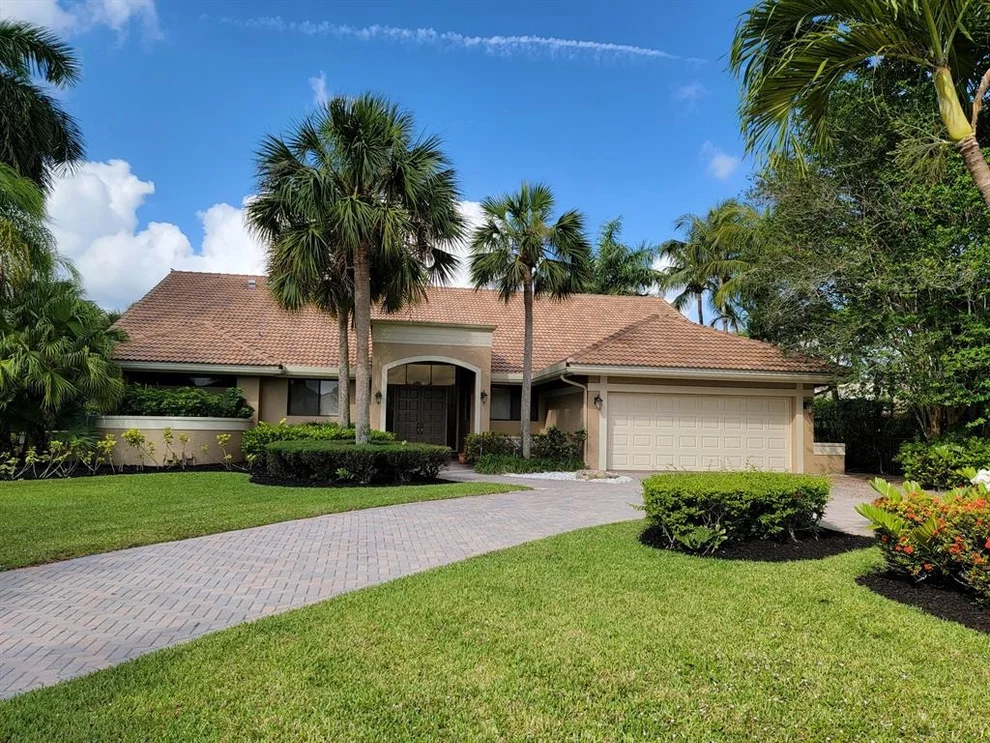 Unit for sale at 10706 Kirkaldy Lane, Boca Raton, FL 33498