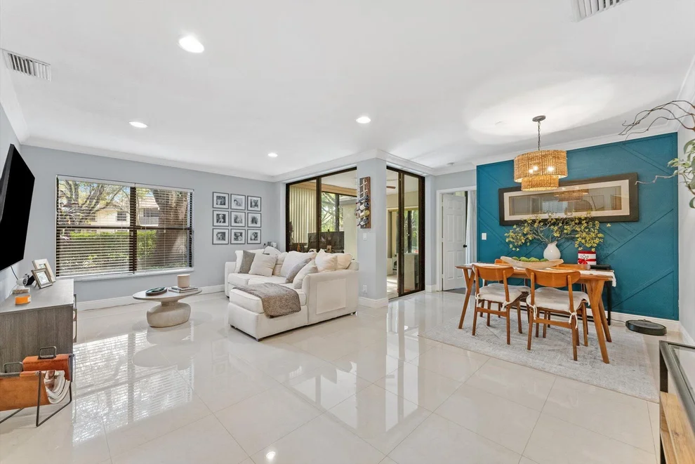 Unit for sale at 4475 Carambola Circle S, Coconut Creek, FL 33066
