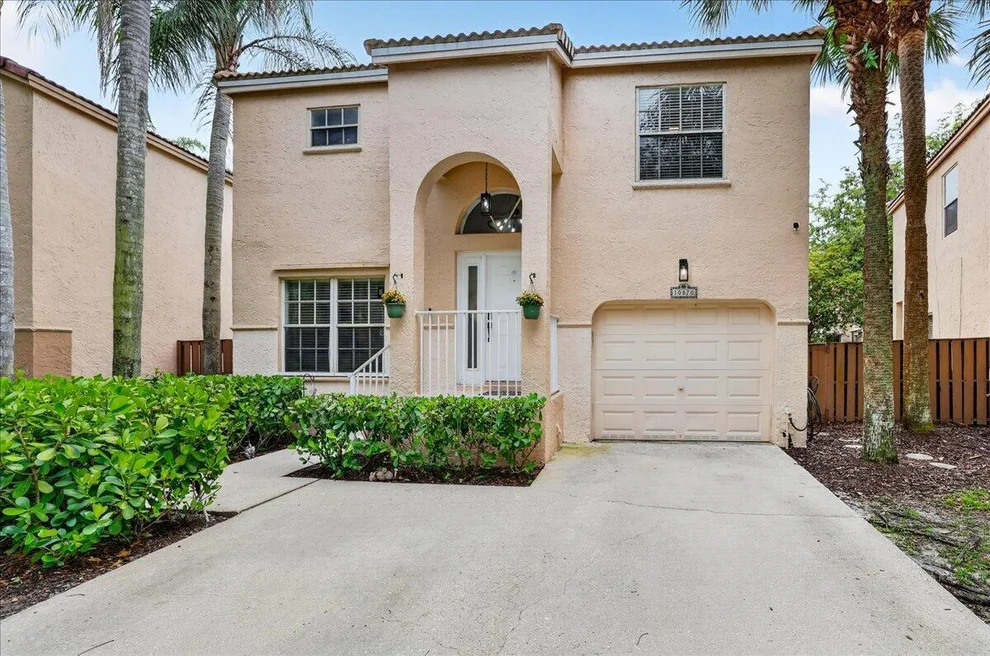 Unit for sale at 10870 NW 12th Drive, Plantation, FL 33322